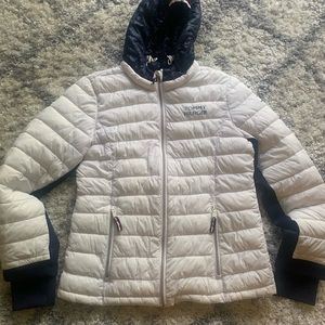 Tommy Hilfigure- White Waist Length Coat w/ Blue hood. Size M Gently worn!!